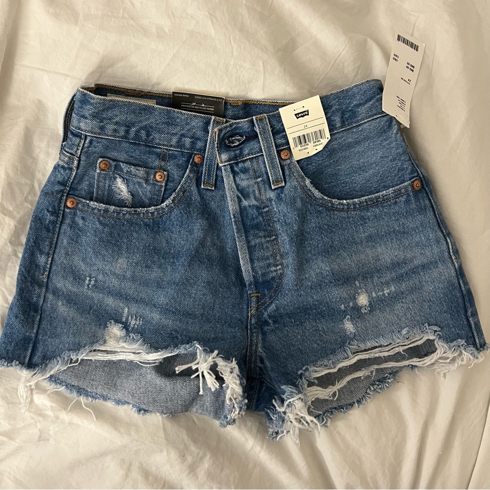NWT Levi’s 501 Shorts
